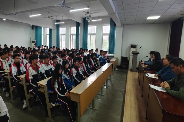 品牌德育活动 2(2)_副本.jpg