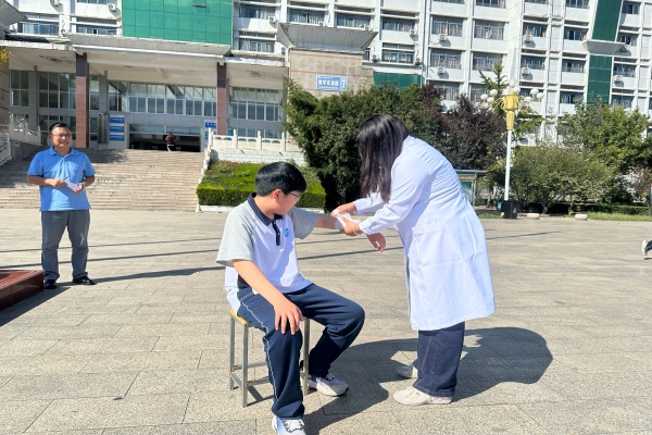 2_副本.jpg